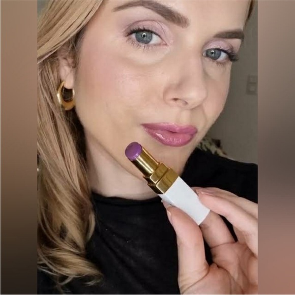 🎄Gift Idea🎄BNIB CHANEL CHARMING LILAC 764 Rouge Coco Baume Shine Lip Balm!$48R - Picture 5 of 9